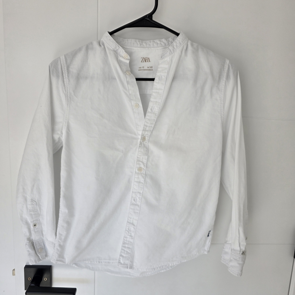 Zara Men's Crisp White Button-Down Shirt